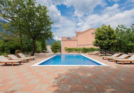 Villa in Rastovac, Croatia