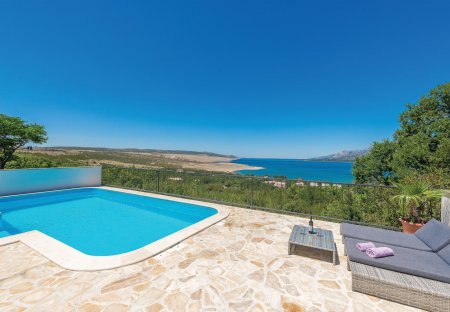Villa in Rovanjska, Croatia