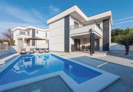 Villa in Stivašnica, Croatia