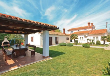 Villa in Hrboki, Croatia