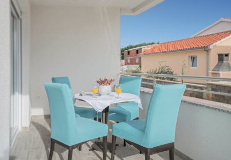 Apartment in Vrsi, Croatia