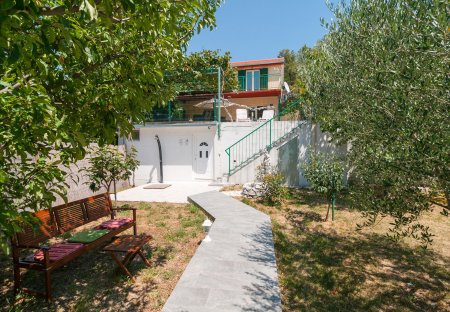 Villa in Kučiće, Croatia