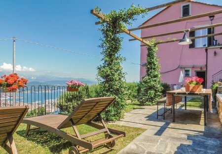 Apartment in La Spezia, Italy: