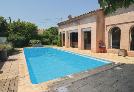 Apartment in Fenouilleres, the South of France