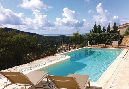 Villa in La Londe-les-Maures, the South of France