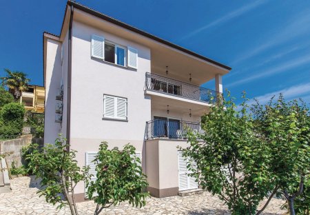 Apartment in Ičići, Croatia