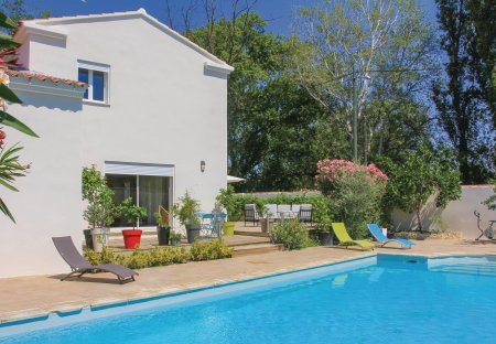 Villa in Les Angles, the South of France