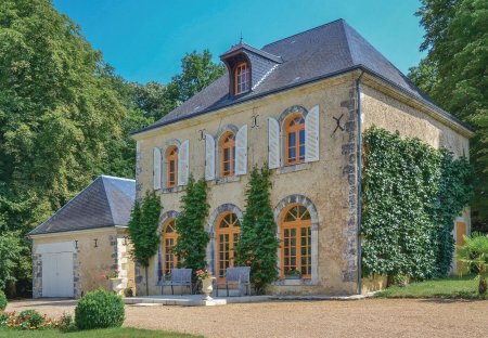 Villa in Saint-Christophe-sur-le-Nais, France