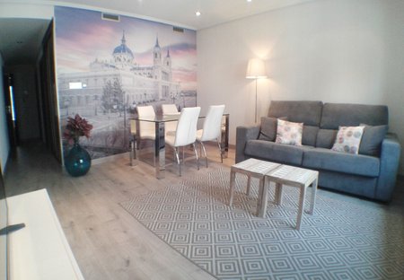 Apartment in Universidad, Spain
