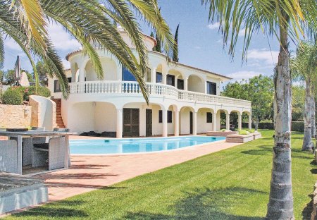 Villa in Silves, Algarve