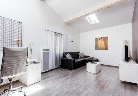 Apartment in Prefecture, the South of France