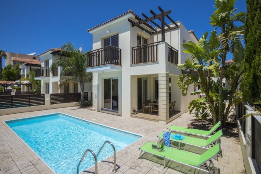 Villa to rent in Protaras, Cyprus with swimming pool 225577