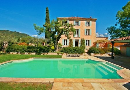 Villa in Salernes, the South of France