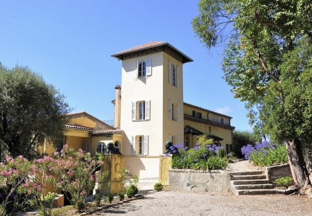 Villa in Saint-Veran, the South of France