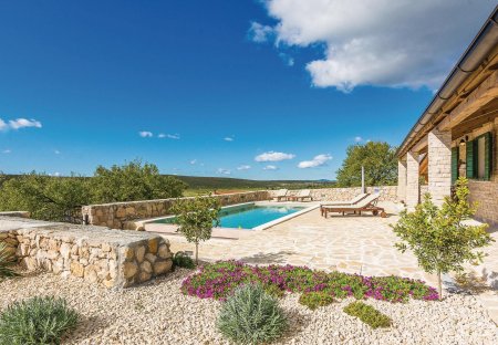 Villa in Vrana, Croatia