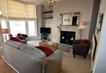 Apartment in Queen'S Park, England