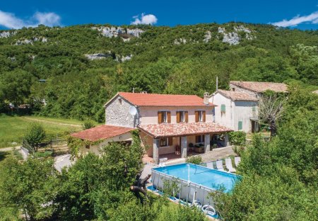 Villa in Sušići, Croatia