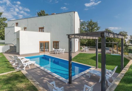 Villa in Buići (Istria), Croatia