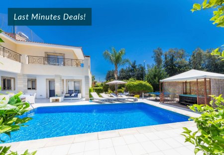 Villa in Kissonerga, Cyprus