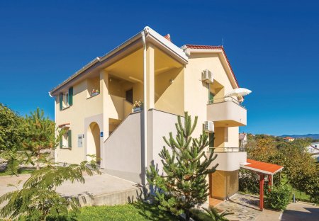 Apartment in Čižići, Croatia