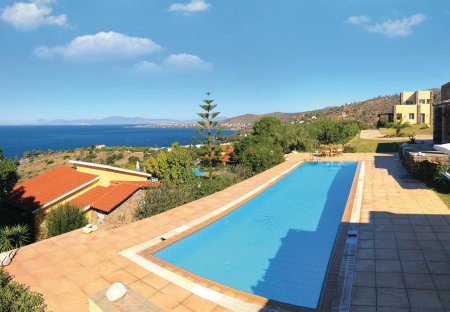 Villa in Aegina, Greece