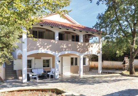 Apartment in Pavićini, Croatia