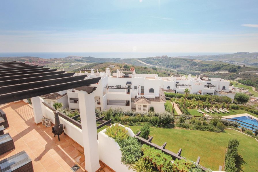 Apartment to rent in Dona Julia Golf Club, Spain with shared pool 227243