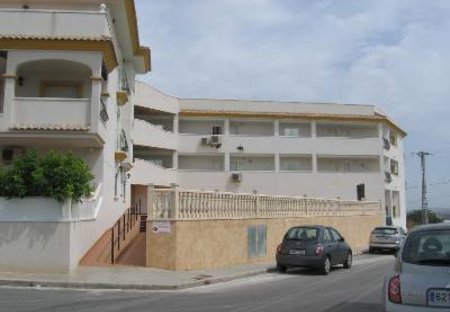Apartment in Elche, Spain: Complex Entrance