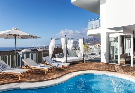 Villa in San Eugenio Alto, Tenerife