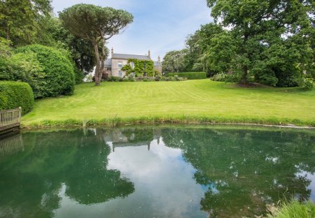 Cottage in Dyrham And Hinton, England