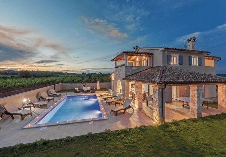 Villa in Muntić, Croatia