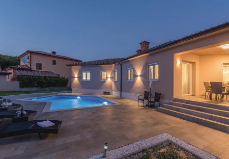 Villa in Marceljani, Croatia