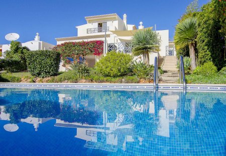 Villa in Goldra de Baixo, Algarve