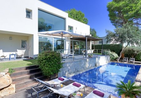 Villa in Urbanització Aigua-Xellida, Spain