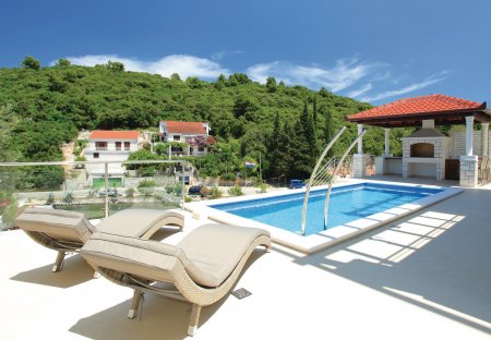 Villa in Žrnovska Banja, Croatia