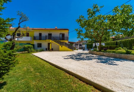 Apartment in Režanci, Croatia