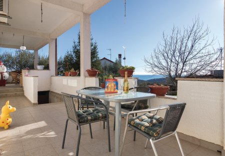 Apartment in Peruški, Croatia