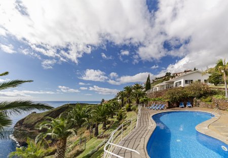 Villa in Garajau, Madeira