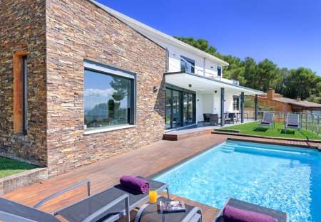 Villa in Urbanització Aigua-Xellida, Spain