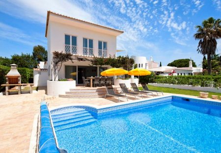 Villa in Alfanzina, Algarve