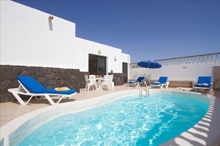 Villa to rent in Costa Teguise, Lanzarote with private pool 234023