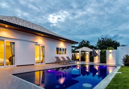 Villa in Prachuabkhirikhan, Thailand