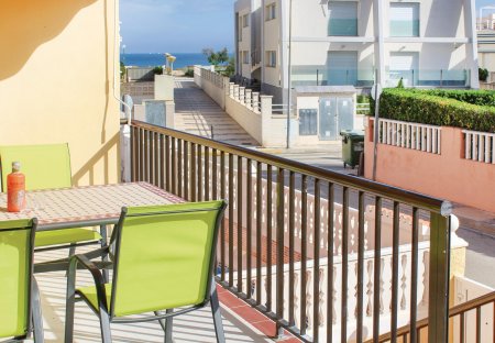 Apartment in Playa Oliva, Spain