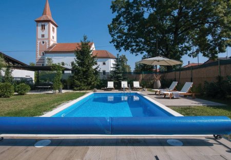 Villa in Velika Ludina, Croatia