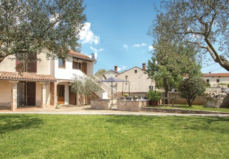 Apartment in Orbanići, Croatia
