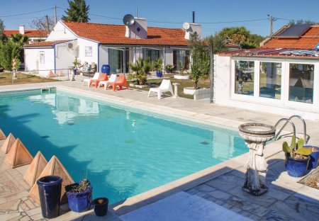 Villa in Courelas da Caneira, Portugal