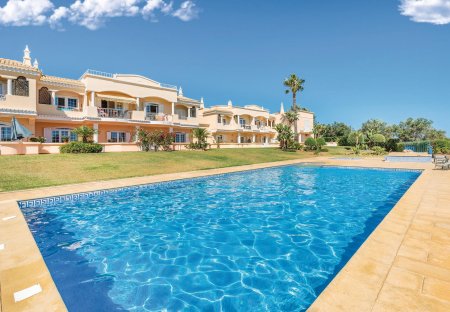 Apartment in Caramujeira, Algarve