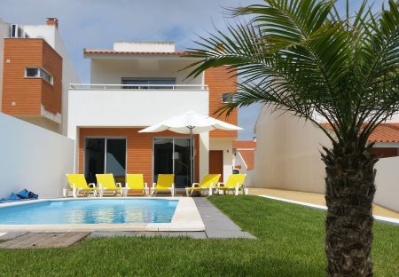 Villa in Venda Nova, Portugal