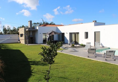 Villa in Venda, Portugal
