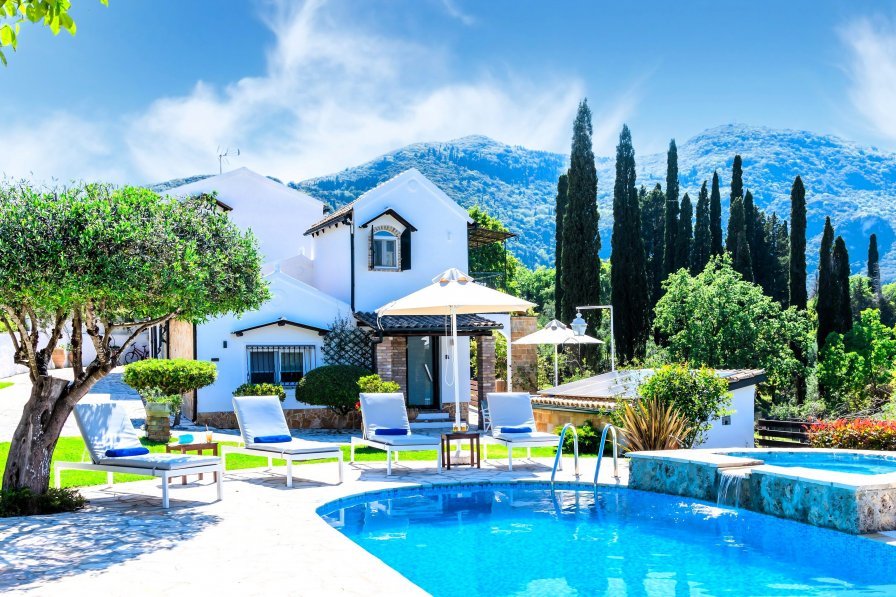 Villa in Greece, Achillion